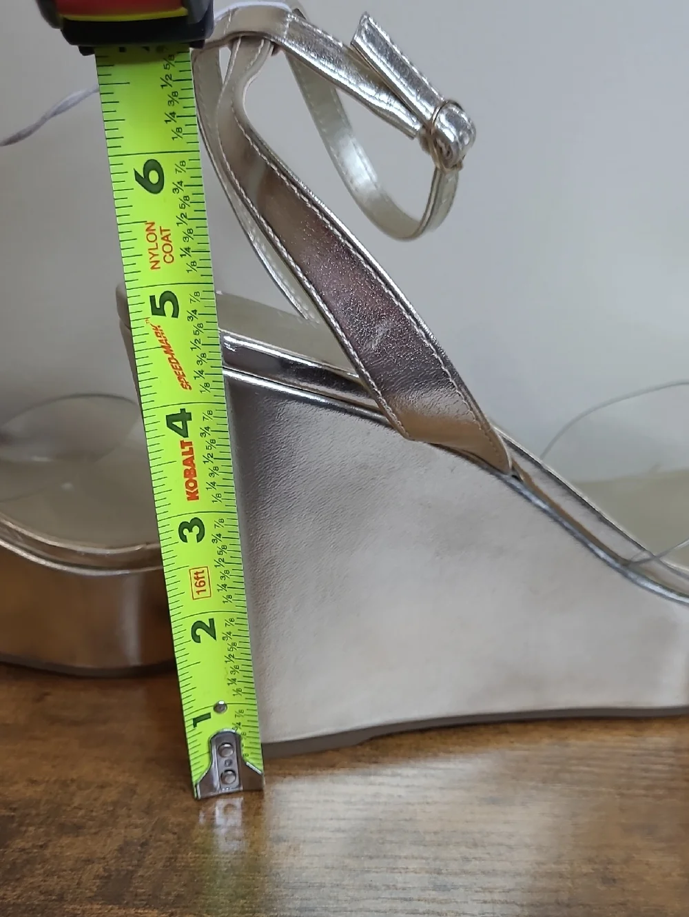 NWOT Nine West Metallic Gold Platform Wedge Sandals with Clear Strap size 8.5